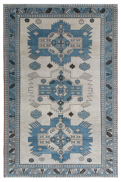One of a Kind Turkish Rug 6'7" x 10'1" (202x308 cm)