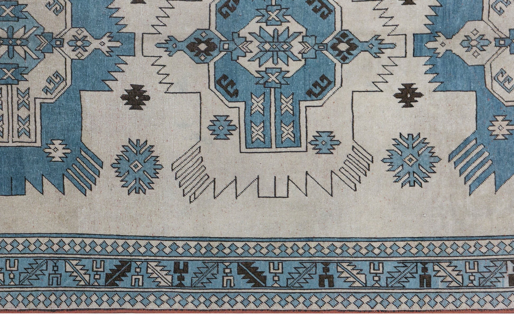 One of a Kind Turkish Rug 6'7" x 10'1" (202x308 cm)