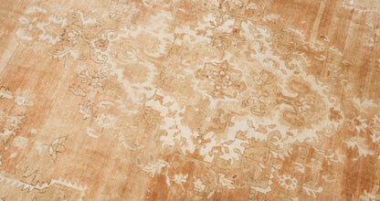 Oversized Vintage Karis Rug 250x285 cm (8.2x9.4 ft)