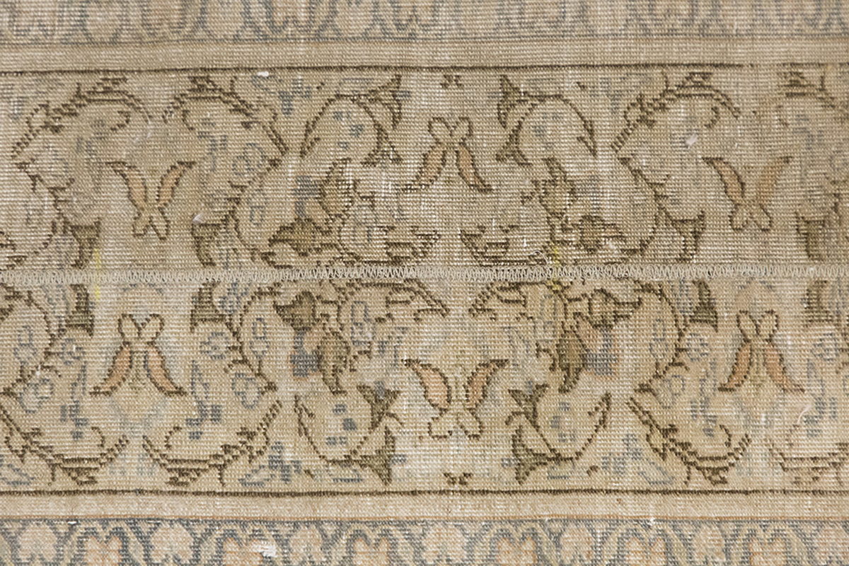 Runner Rug 1'4" x 10'6" feet 40 x 319 cm