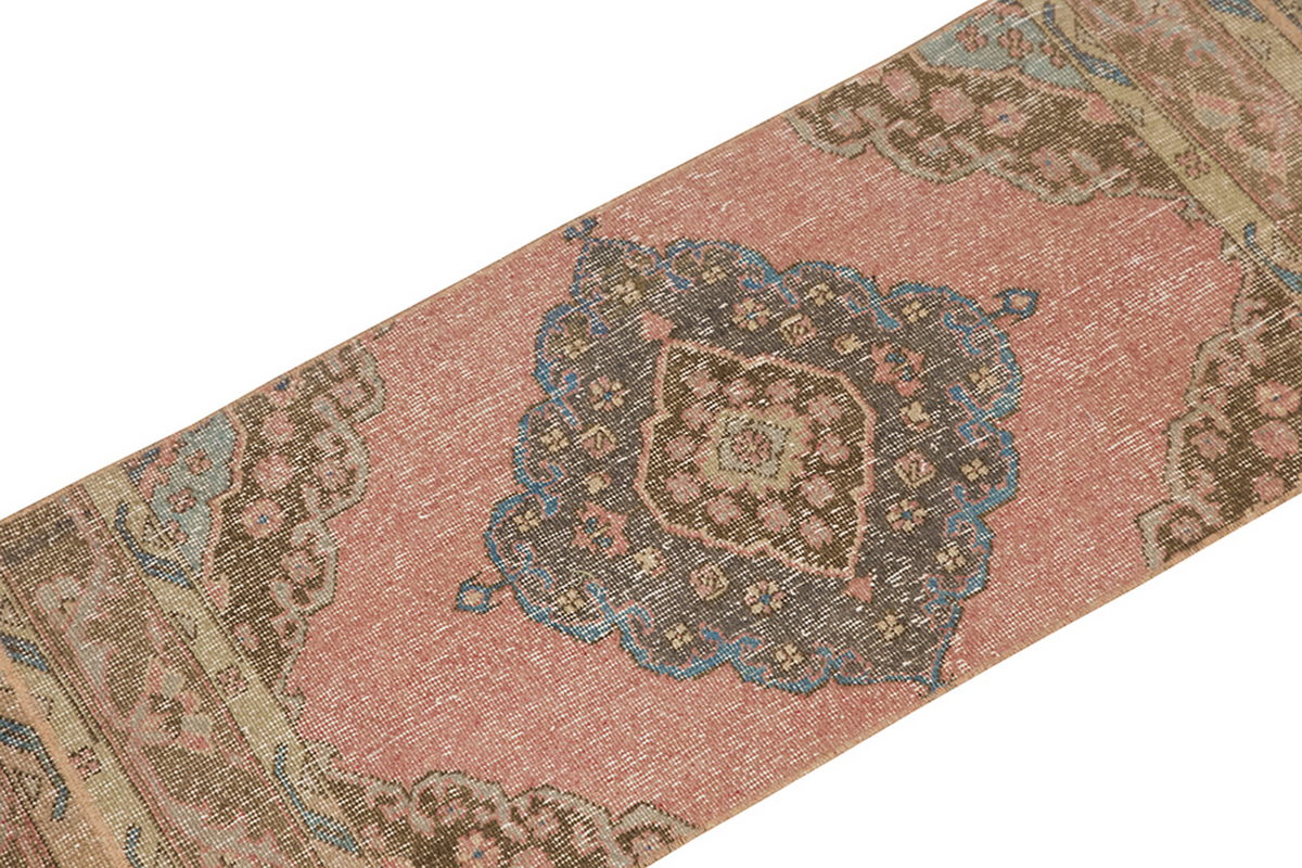 Runner Rug 2' x 17'5" feet 62 x 532 cm