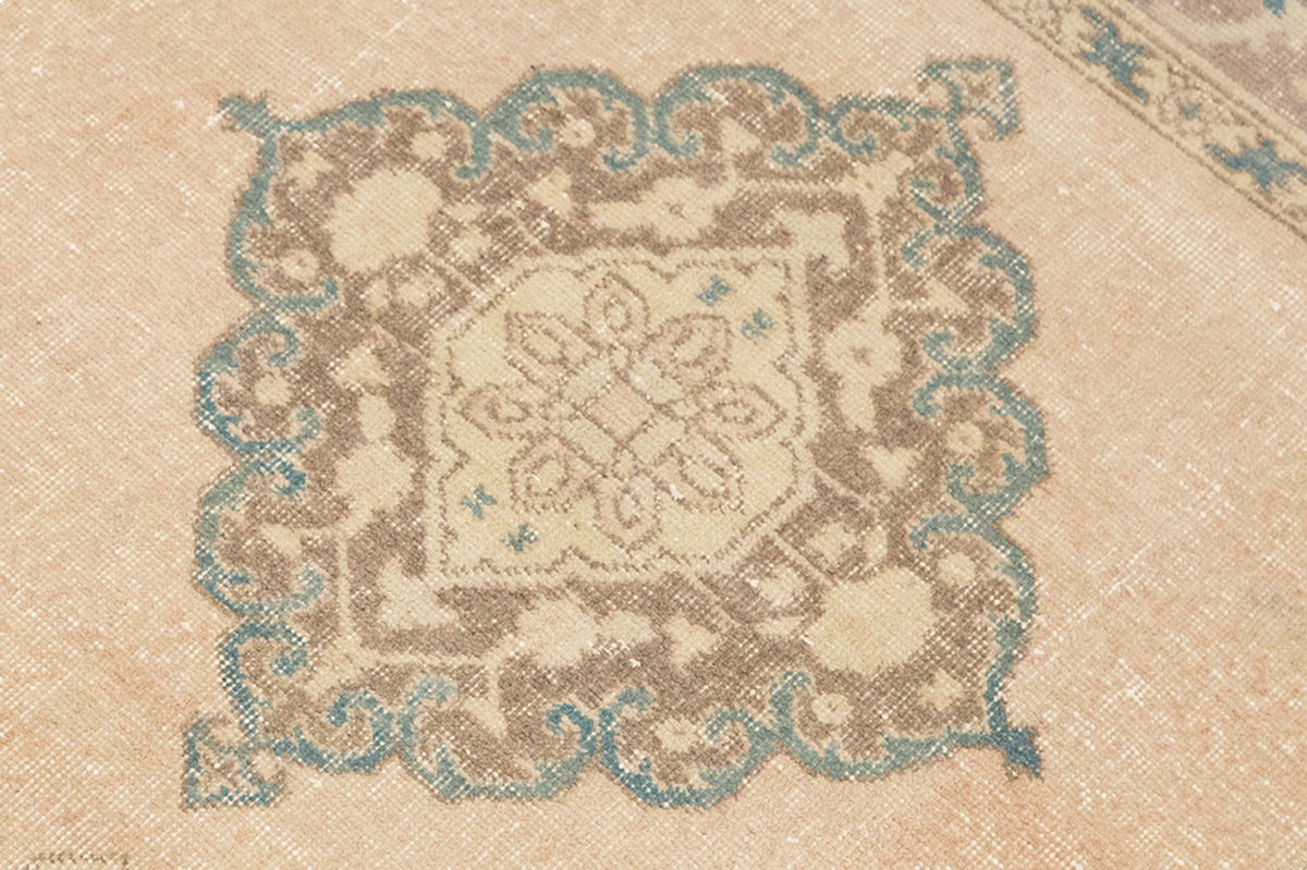 Runner Rug 2'10" x 12'5" feet 87 x 378 cm