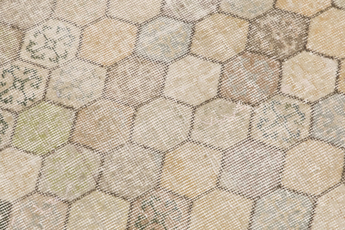 Runner Rug 2'8" x 9' feet 81 x 274 cm