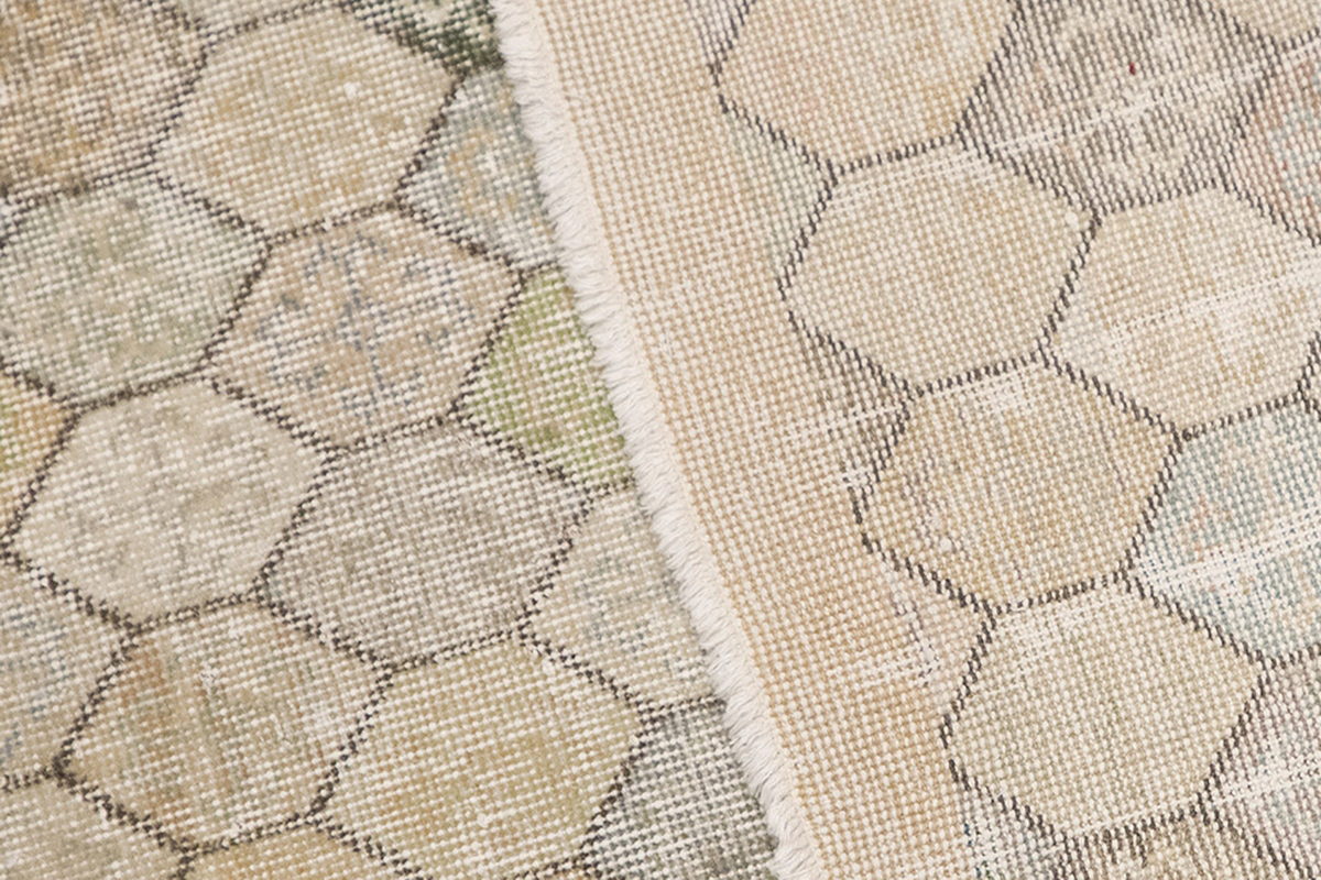 Runner Rug 2'8" x 9' feet 81 x 274 cm