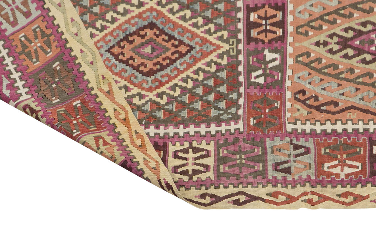 Sivas Şarkışla Kilim Runner, 82 x 363 cm / 2'8 x 12 feet