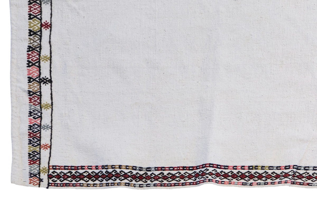 Stripe Kilim Rug, 133 x 211/4'4" x 6'11"