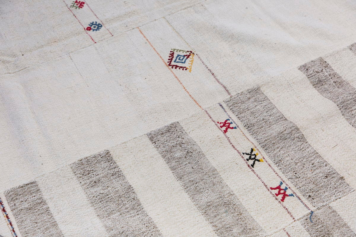 Striped Kilim Rug, 174 x 280 cm, 5'8" x 9'2"