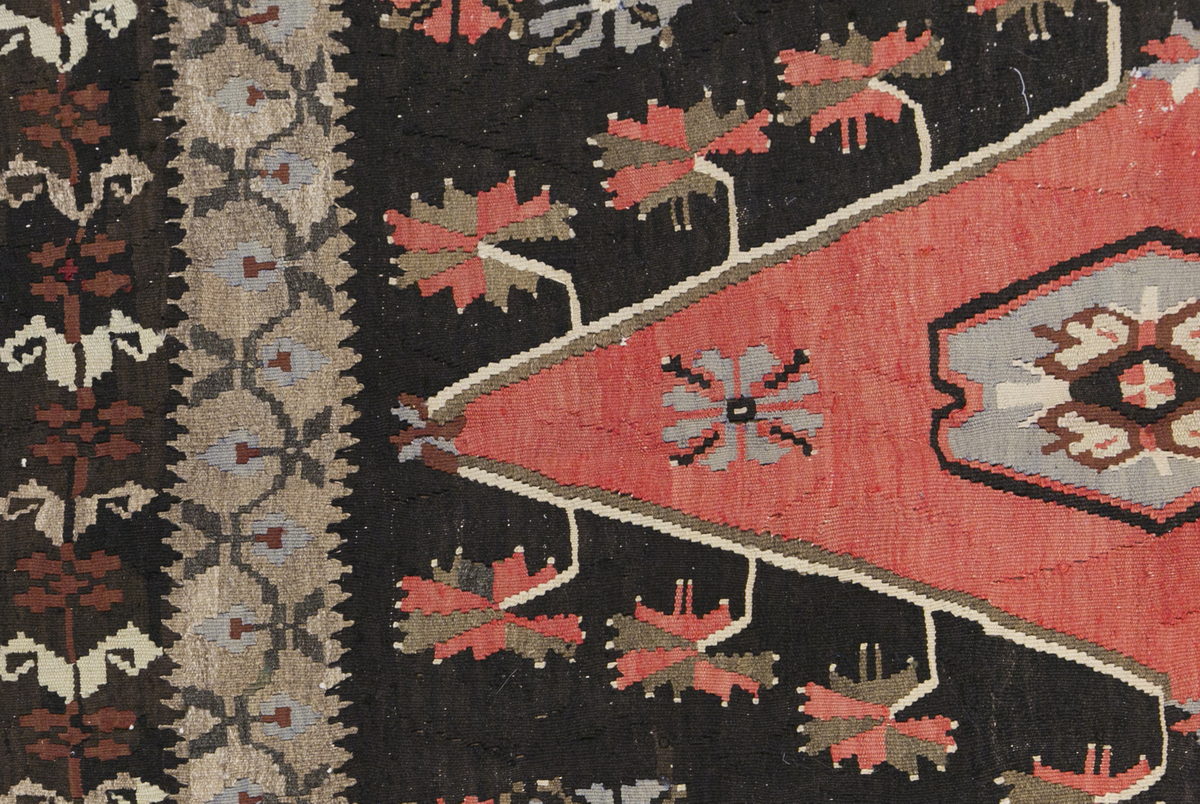 Turkish Bardız Kilim, 152 x 263 cm / 5 x 8'8 feet