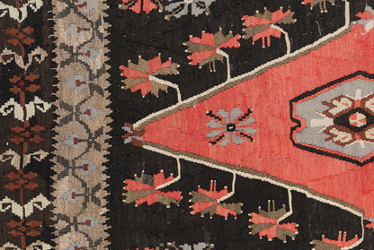 Turkish Bardız Kilim, 152 x 263 cm / 5 x 8'8 feet