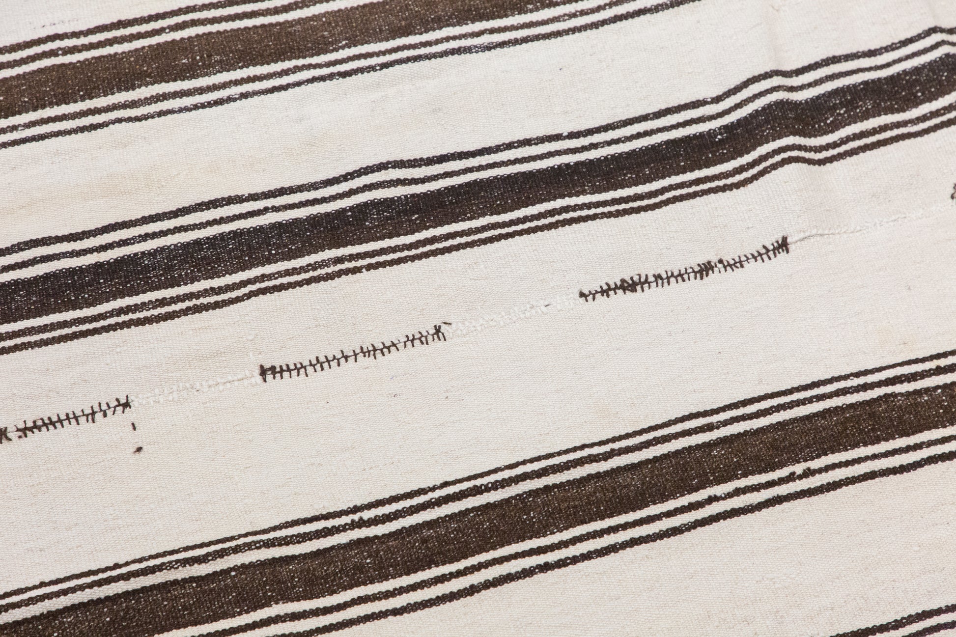 Turkish Kilim Rug 195x285 cm (6.4x9.3 ft)