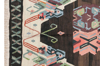 Turkish Moldovian Kilim, 138 x 186 cm / 4'6 x 6'1