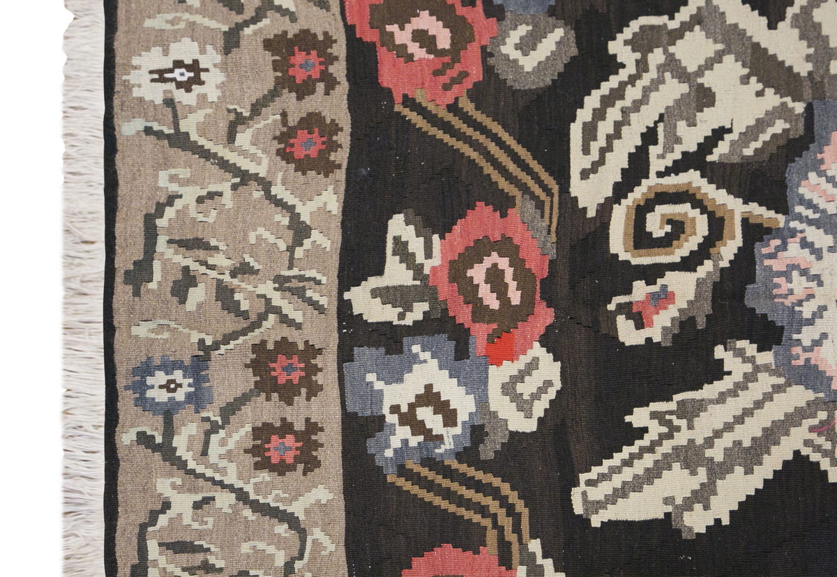 Turkish Moldovian Kilim, 150 x 216 cm / 5 x 7'1 feet