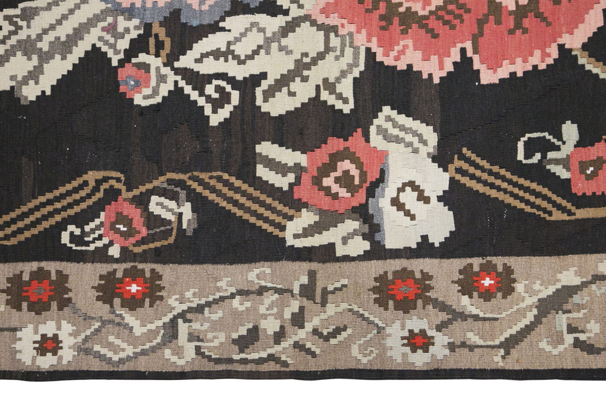 Turkish Moldovian Kilim, 150 x 216 cm / 5 x 7'1 feet