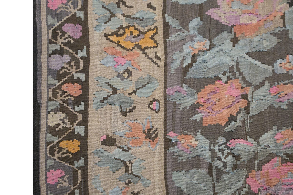 Turkish Moldovian Kilim, 175 x 334 cm / 5'9 x 11 feet