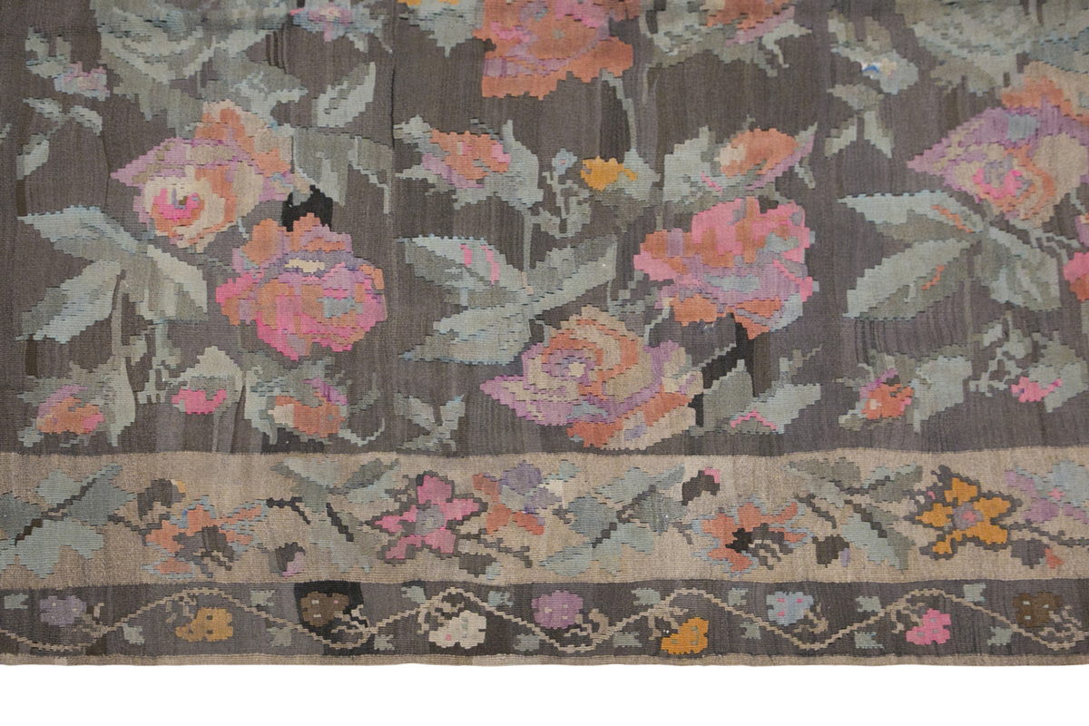 Turkish Moldovian Kilim, 175 x 334 cm / 5'9 x 11 feet