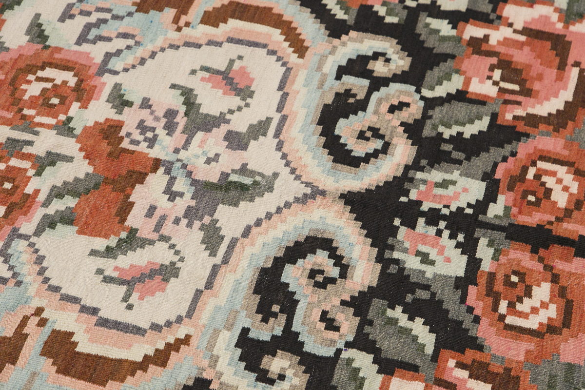 Turkish Moldovian Kilim, 196 x 310 cm / 6'5 x 10'2 feet