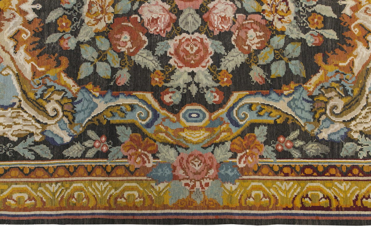 Turkish Moldovian Kilim, 215 x 350 cm / 7 x 11'6 feet