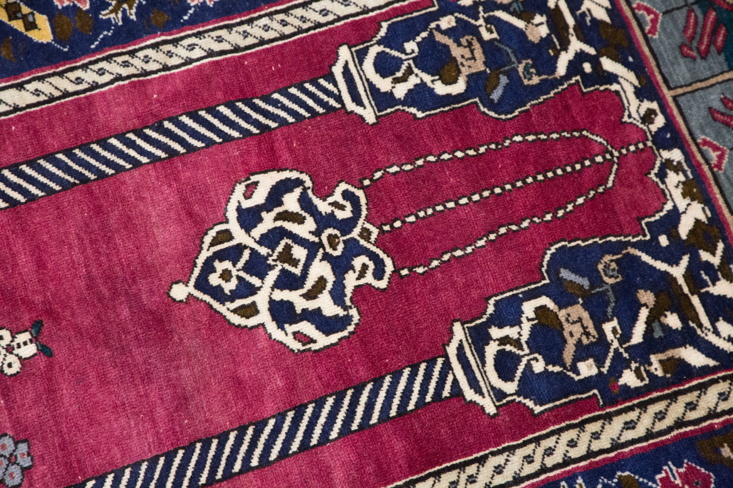 Turkish Oushak Area Rug 133x190 cm (4.4x6.2 ft)