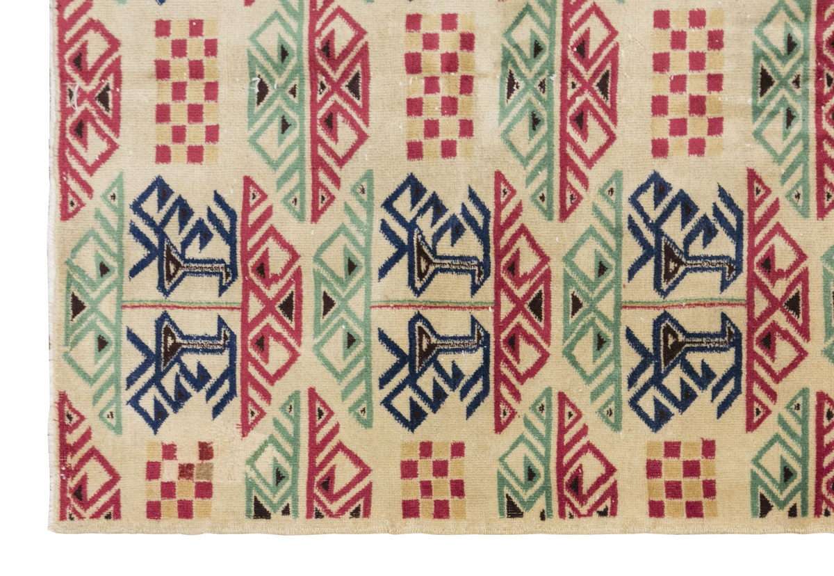Turkish Rug", Vintage Rug, 5'2 x 8'3 feet / 157 x 252 cm