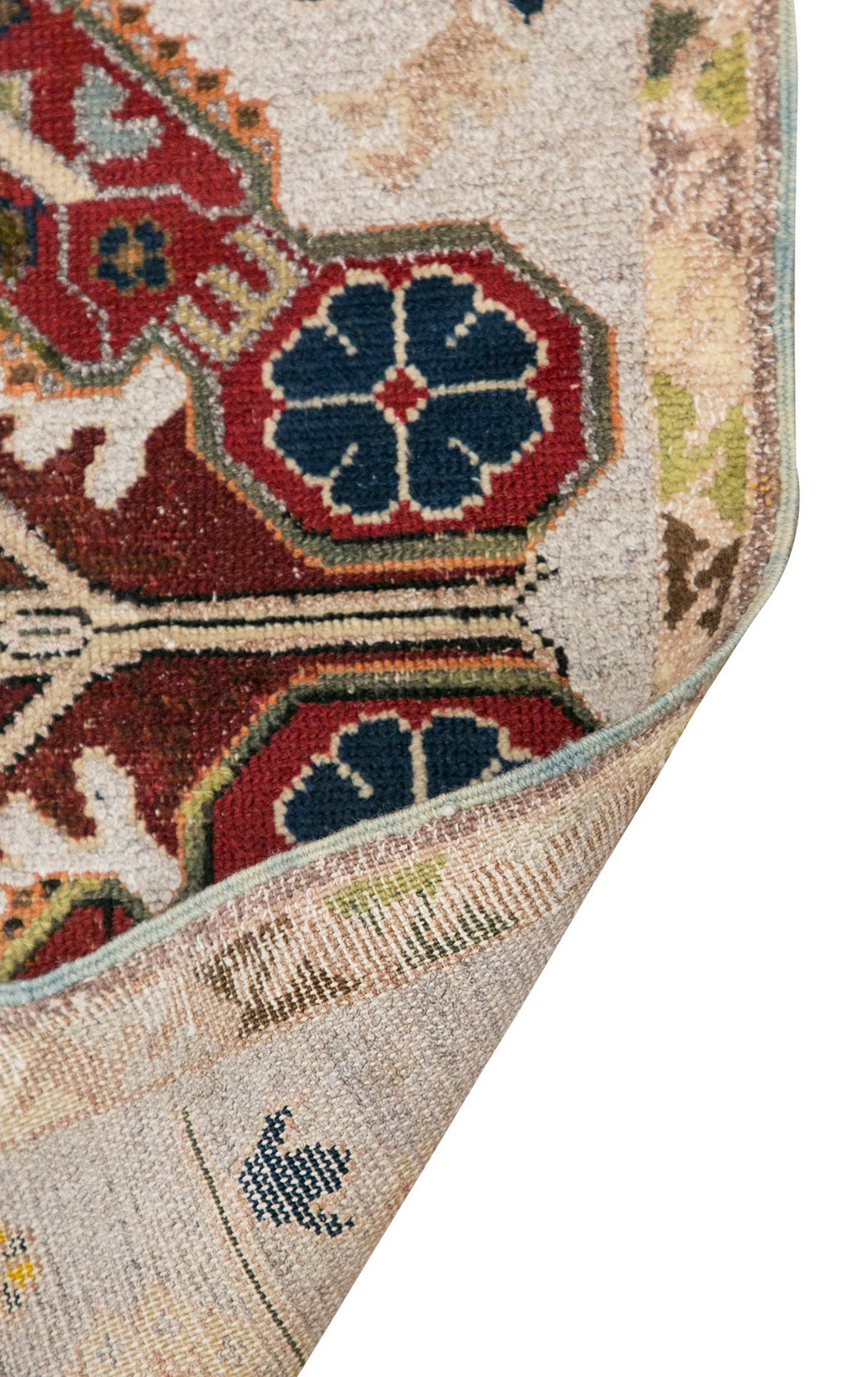 Vintage Rug, 3'3 x 3'8 feet / 100 x 113 cm