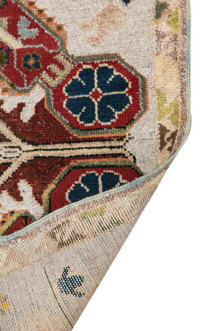 Vintage Rug, 3'3 x 3'8 feet / 100 x 113 cm