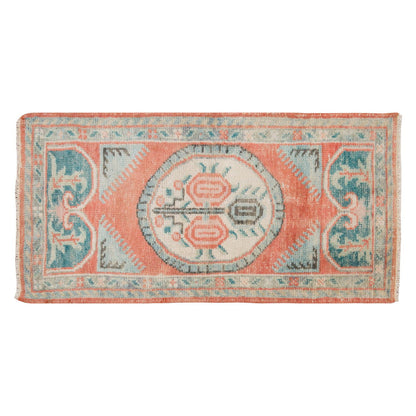 Turkish Rug, Vintage Rug, 2'6 x 4'11 feet / 76 x 150 cm