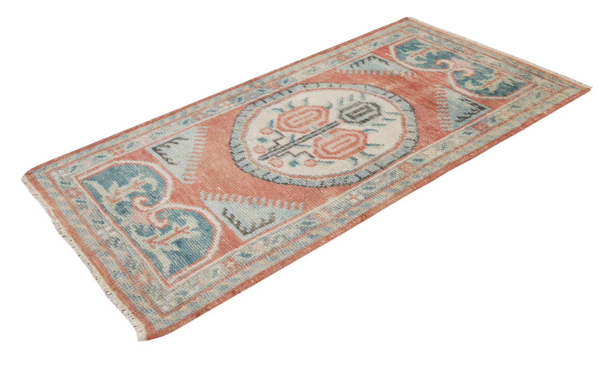 Turkish Rug, Vintage Rug, 2'6 x 4'11 feet / 76 x 150 cm
