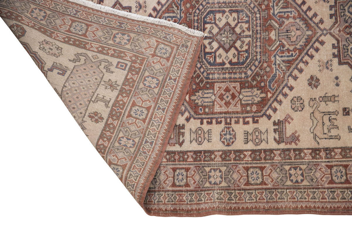Turkish Rug, Vintage Rug, 3'10 x 5'10 feet / 116 x 178 cm