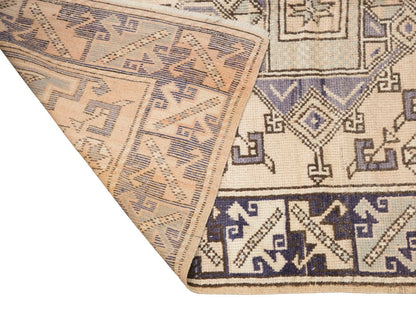 Turkish Rug, Vintage Rug, 4'5 x 6'1 feet / 134 x 187 cm