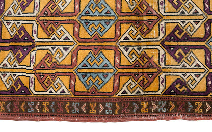 Turkish Rug, Vintage Rug 3'6 x 5'4 / 107 x 162