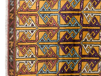 Turkish Rug, Vintage Rug 3'6 x 5'4 / 107 x 162