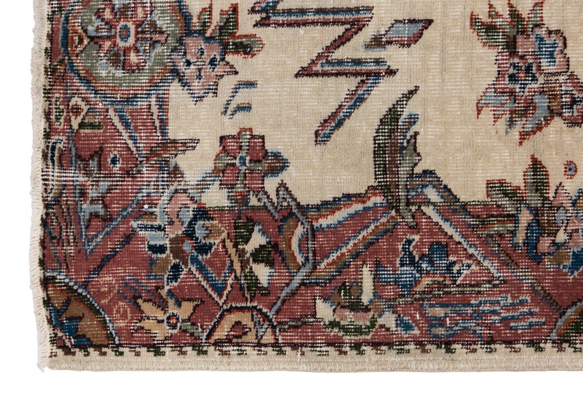 Turkish Rug, Vintage Rug 4'2 x 7'3 feet / 128 x 220 cm