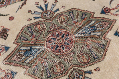 Turkish Rug, Vintage Rug 4'2 x 7'3 feet / 128 x 220 cm