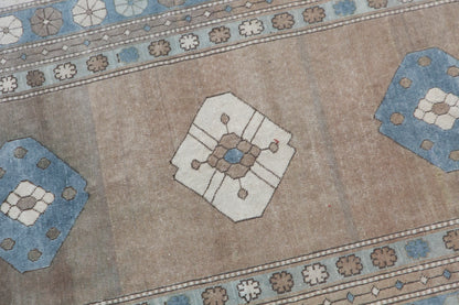 Turkish Vintage Rug 6'1" x 8'10" (185x270 cm)