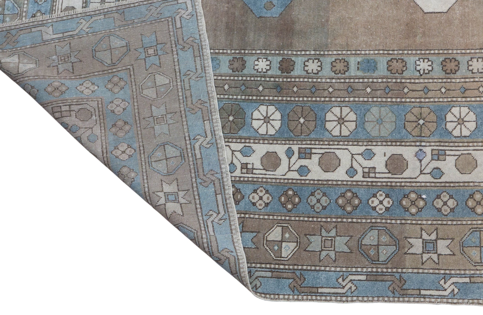 Turkish Vintage Rug 6'1" x 8'10" (185x270 cm)