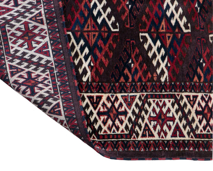 Turkish Vintage Rug 7'3" x 9'8" (221x295 cm)