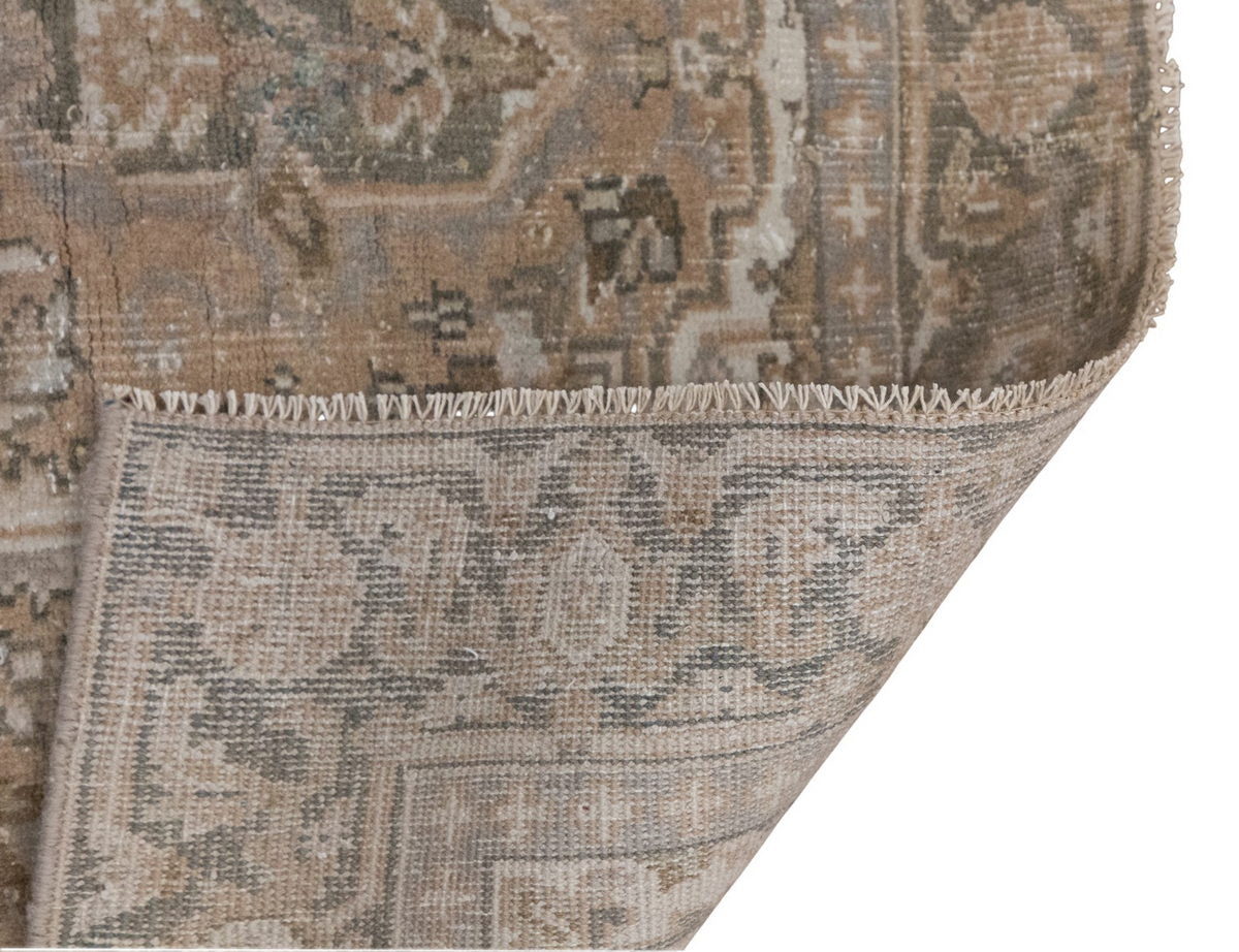 Vintage Oushak Rug – 138x187 cm / 4'6" x 6'2" feet