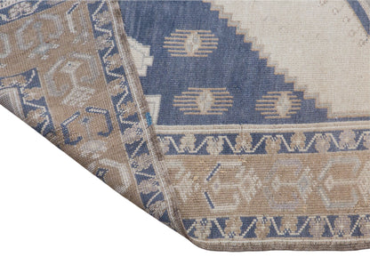 Vintage Anatolian Rug 4'11" x 8'10" (150x270 cm)