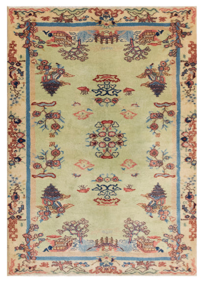 Vintage Anatolian Turkish Rug 122 x 172 cm (4 x 5.8 ft)