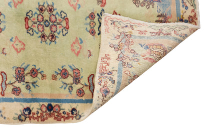 Vintage Anatolian Turkish Rug 122 x 180 cm (4 x 5.9 ft)