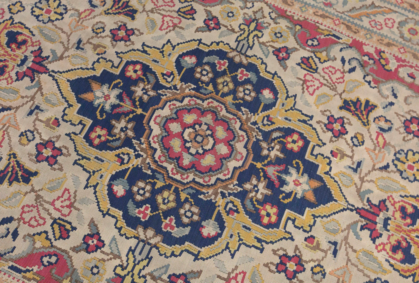Vintage Antique Bessarabian Kilim, 155 x 260 cm / 5.1 x 8.5 ft