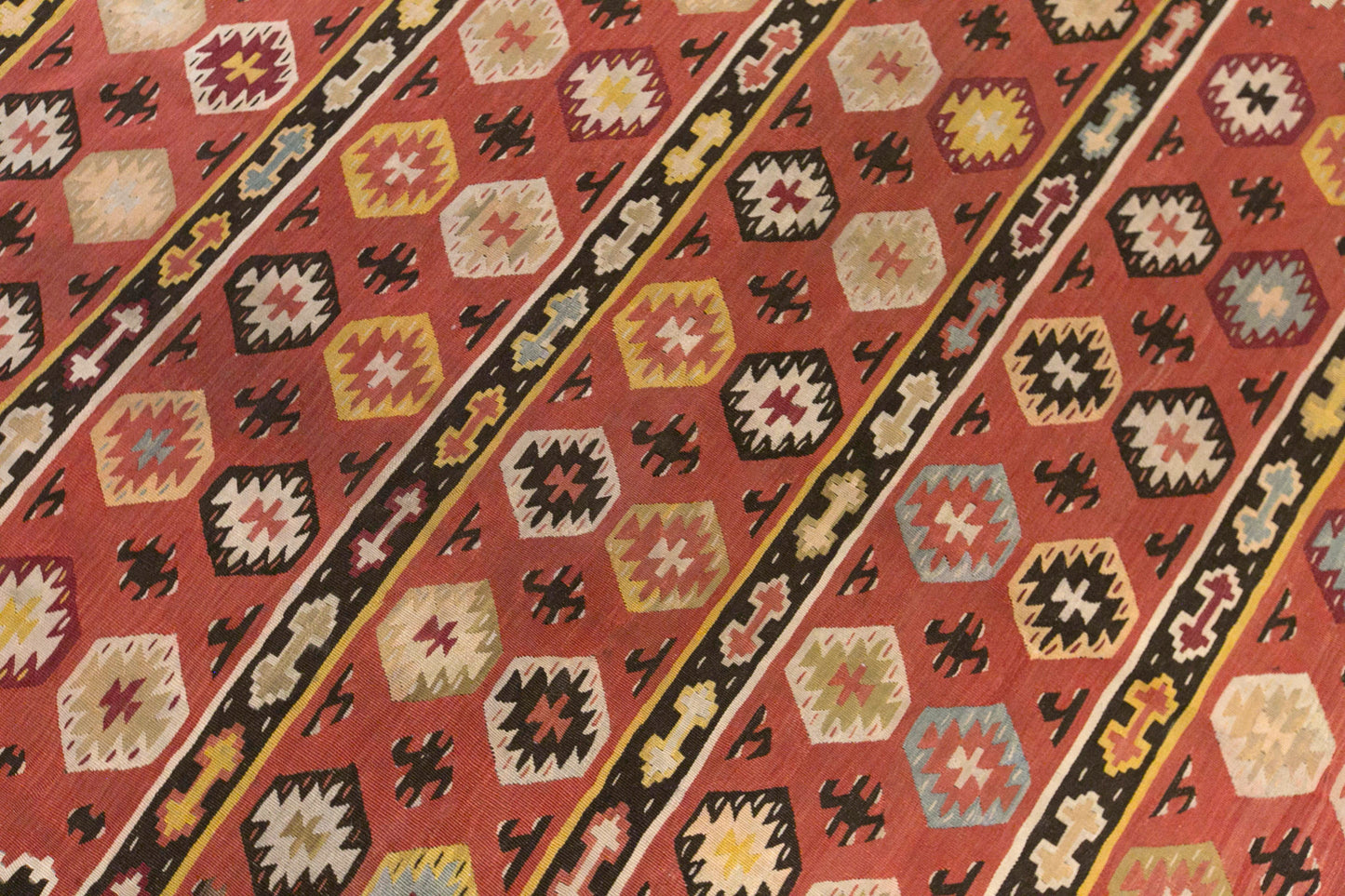 Vintage Antique Bessarabian Kilim, 200 x 265 cm / 6.6 x 8.7 ft