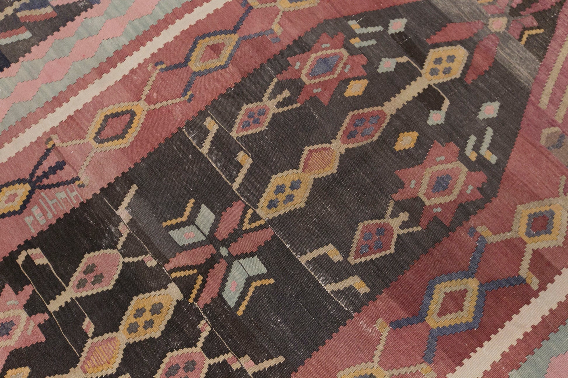 Vintage Antique Caucasian Kilim, 192 x 320 cm / 6.3 x 10 ft