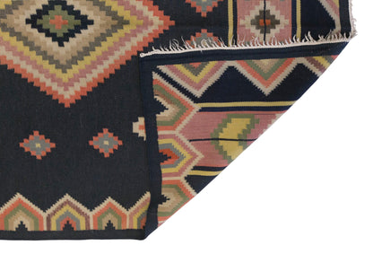 Vintage Antique Kilim, 146 x 260 cm / 4.8 x 8.5 ft