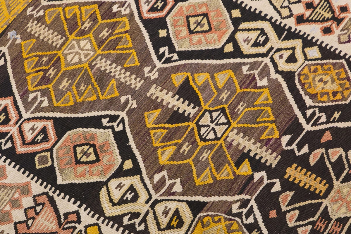 Vintage Central Anatolian Kilim Runner, 110 × 310 cm, 3.7 × 10.2 ft