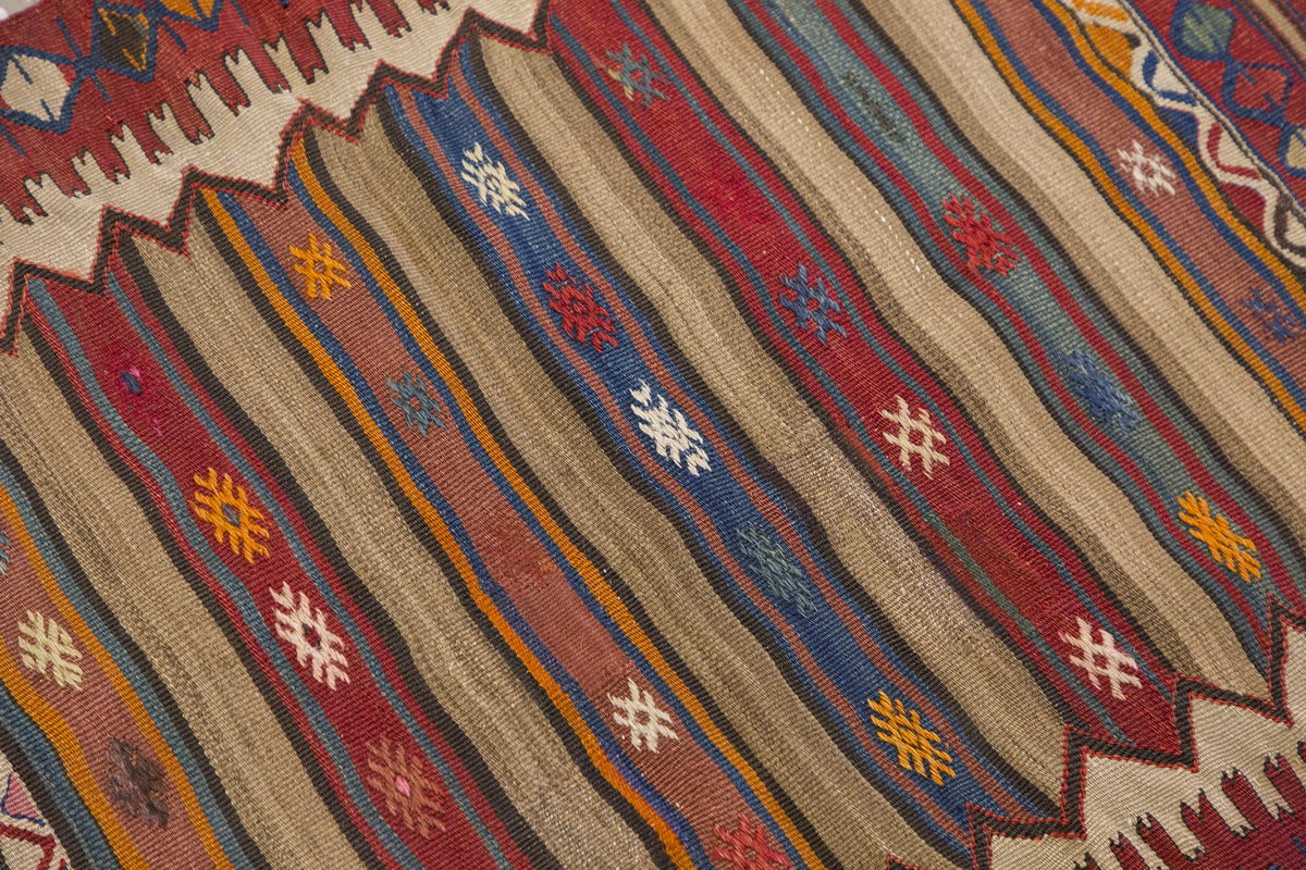 Vintage Fethiye Kilim, 73 x 100 cm ≈ 2.4 x 3.3 ft