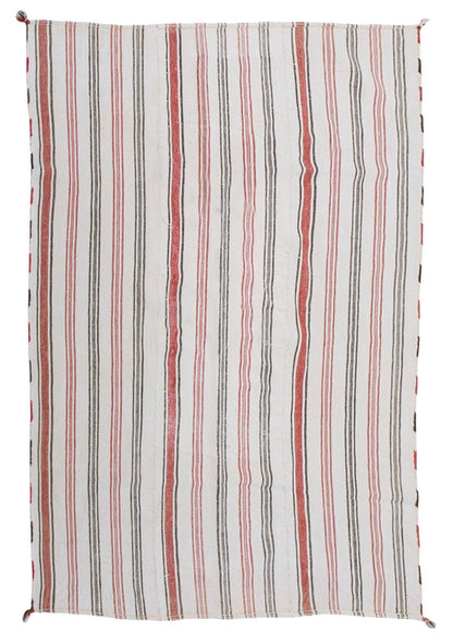 Vintage Handwoven Turkish Kilim Rug – 170 x 266 cm | 5'7" x 8'9"