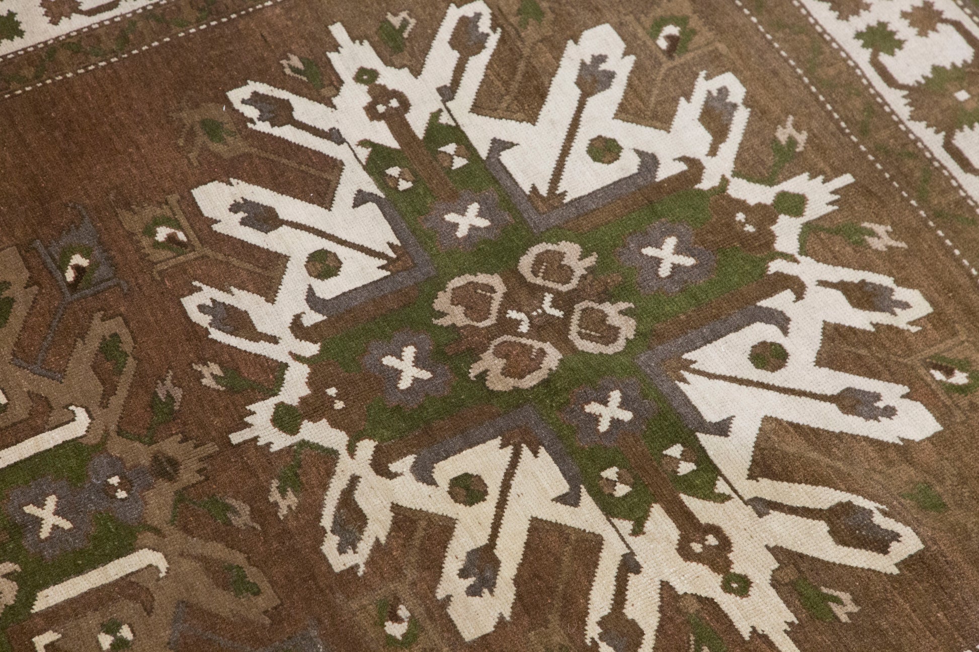 Vintage Handwoven Wool Rug, 183 x 296 cm / 6 x 9.7 ft