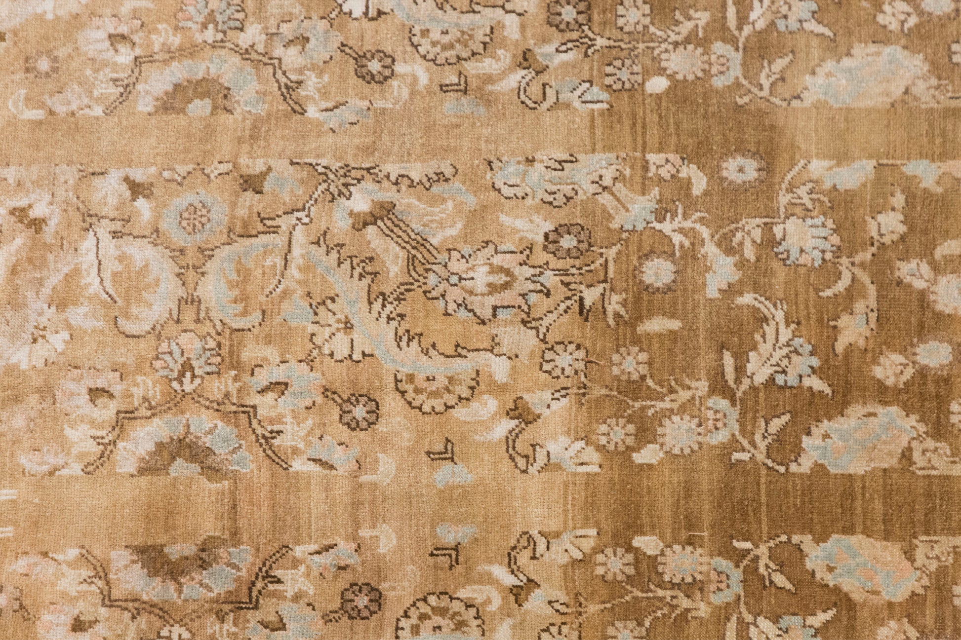 Vintage Handwoven Wool Rug, 217 x 330 cm / 7.1 x 11 ft