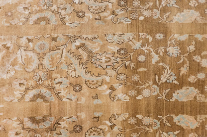 Vintage Handwoven Wool Rug, 217 x 330 cm / 7.1 x 11 ft